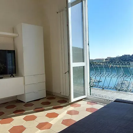 La Terrazza Sulla Baia Di Le Grazie * Porto Venere