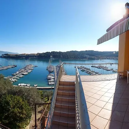 La Terrazza Sulla Baia Di Le Grazie *