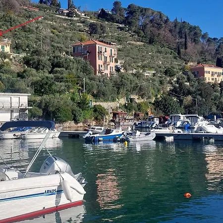 La Terrazza Sulla Baia Di Le Grazie *
