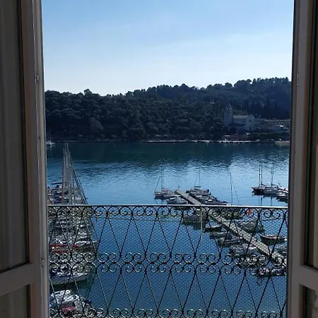 La Terrazza Sulla Baia Di Le Grazie Σπίτι διακοπών *